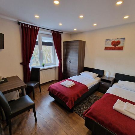 Kalida B&B Rooms For Rent 拉塞尼艾 外观 照片