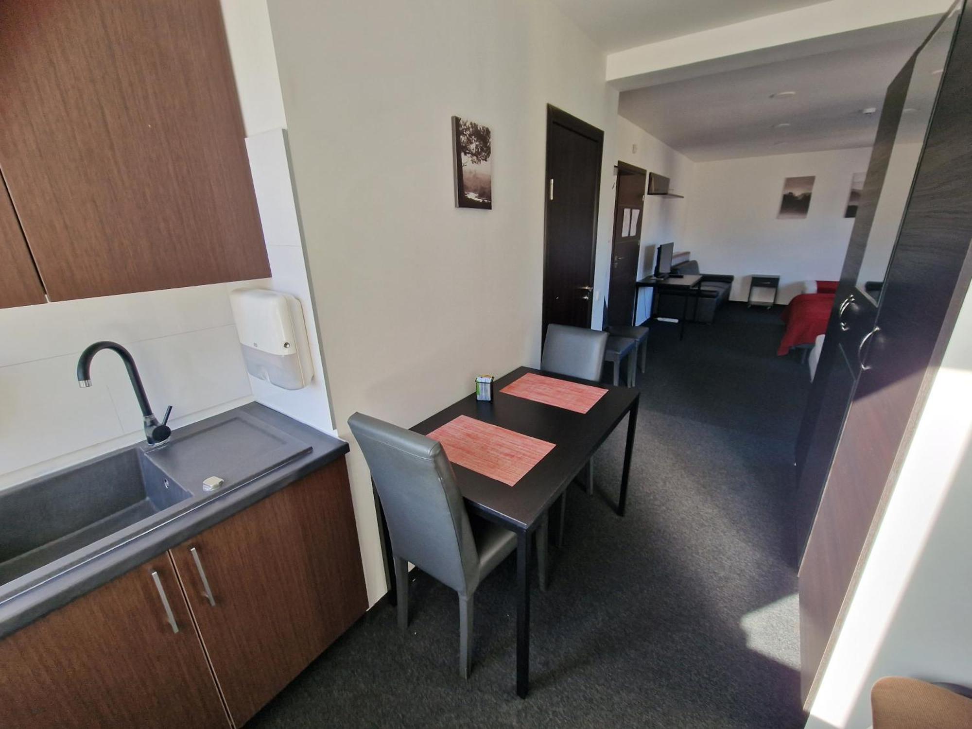 Kalida B&B Rooms For Rent 拉塞尼艾 客房 照片