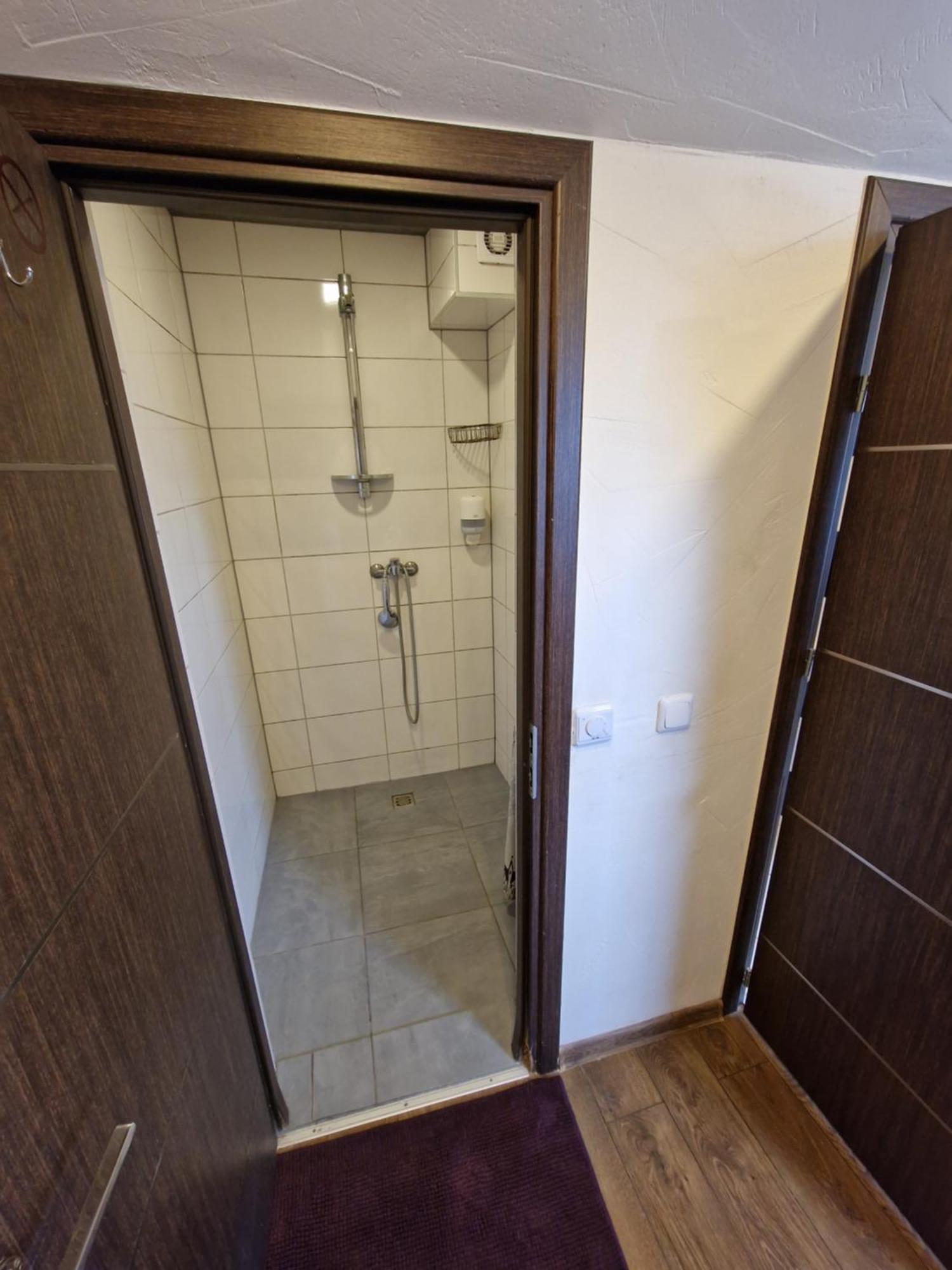 Kalida B&B Rooms For Rent 拉塞尼艾 客房 照片